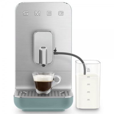 Кафемашина автомат със система за мляко - SMEG BCC13EGMEU