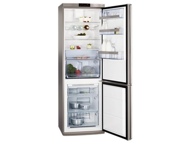 Хладилник с фризер 321л - AEG S83409CTM0	